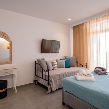 Sand Gem - Beach Apartments Периволос Екстериор снимка