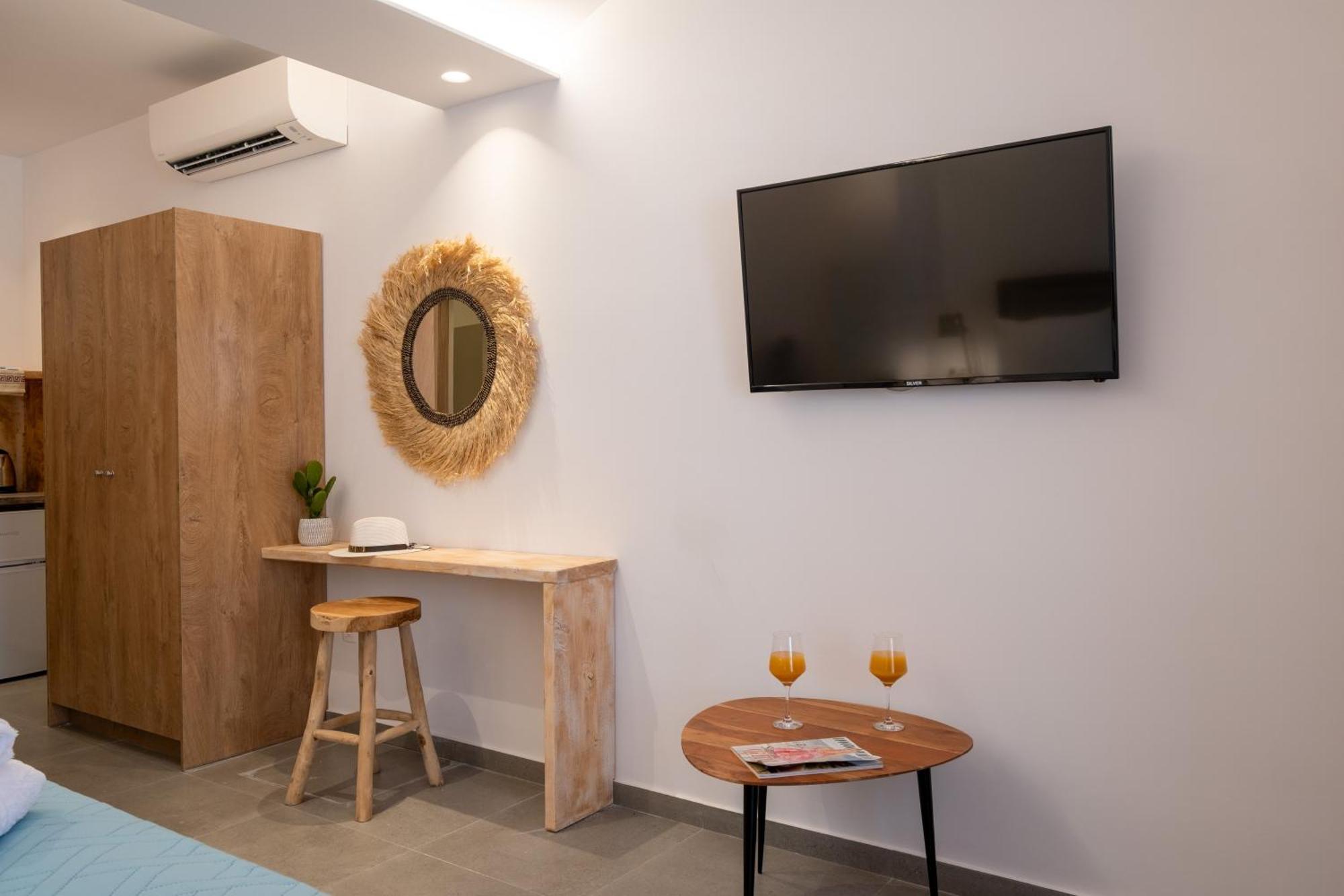 Sand Gem - Beach Apartments Периволос Екстериор снимка