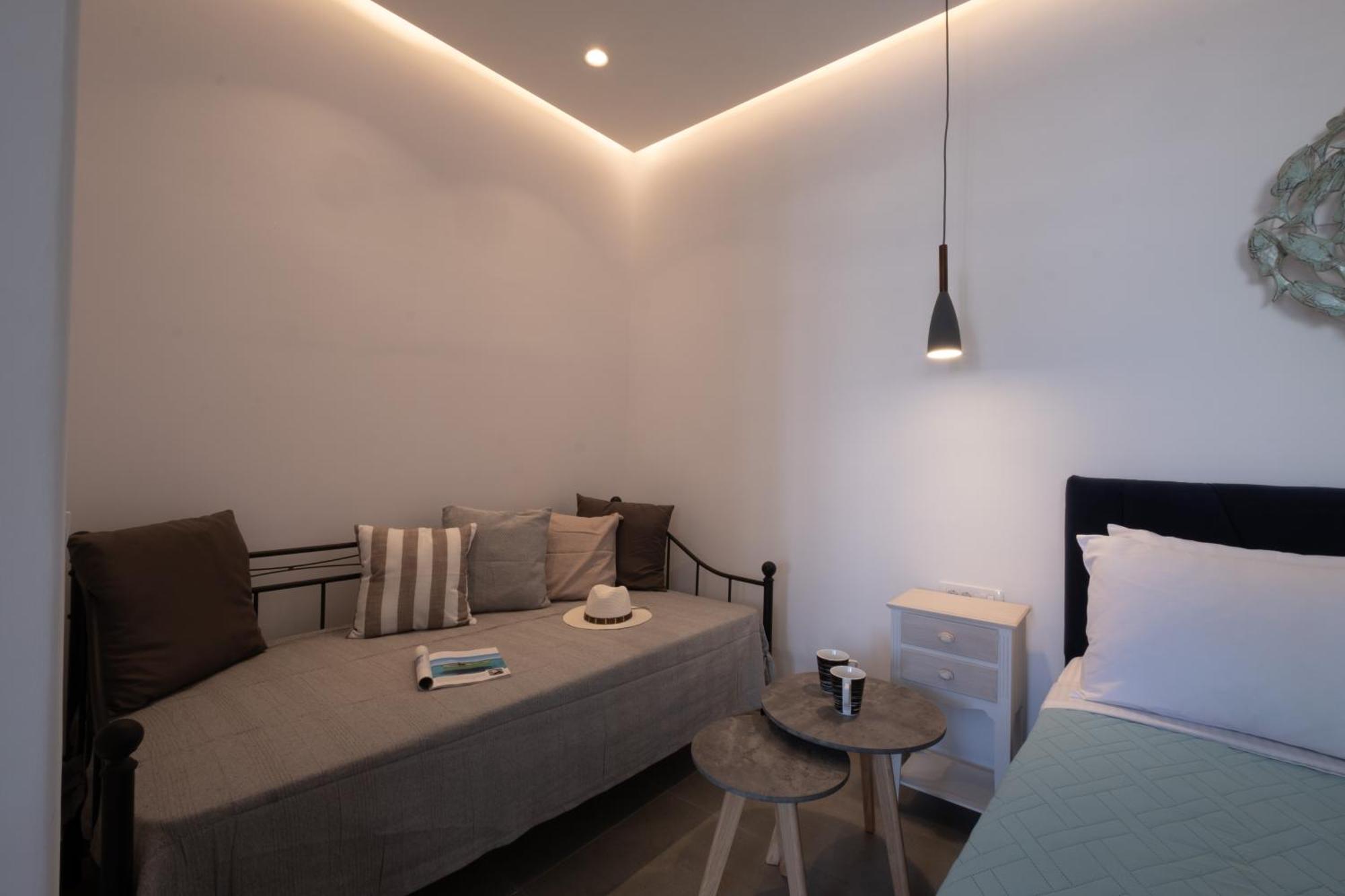 Sand Gem - Beach Apartments Периволос Екстериор снимка