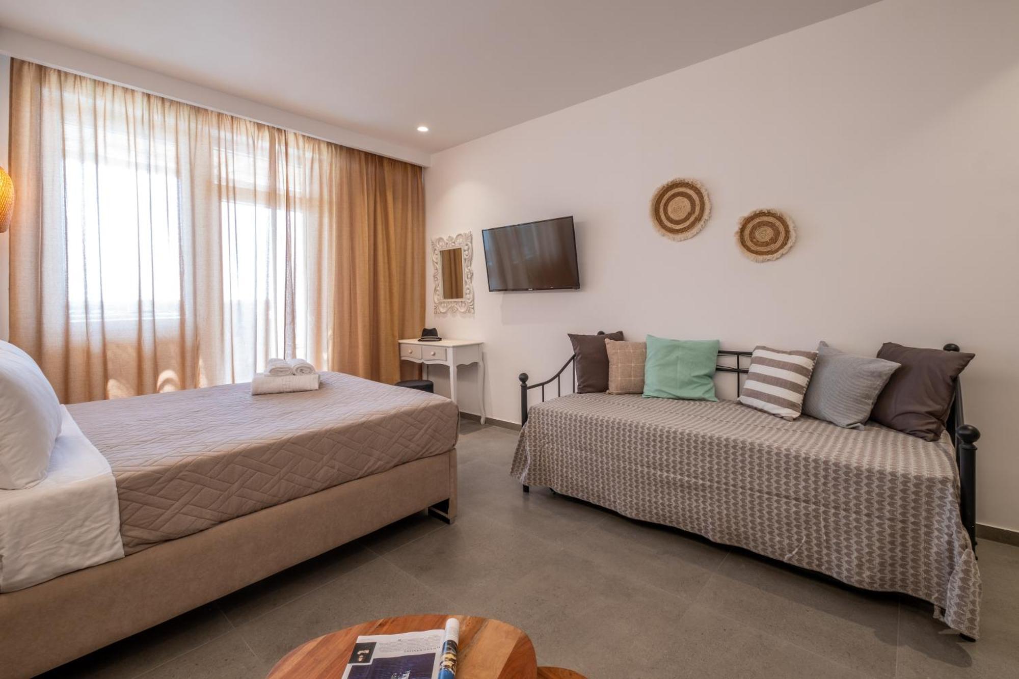 Sand Gem - Beach Apartments Периволос Екстериор снимка