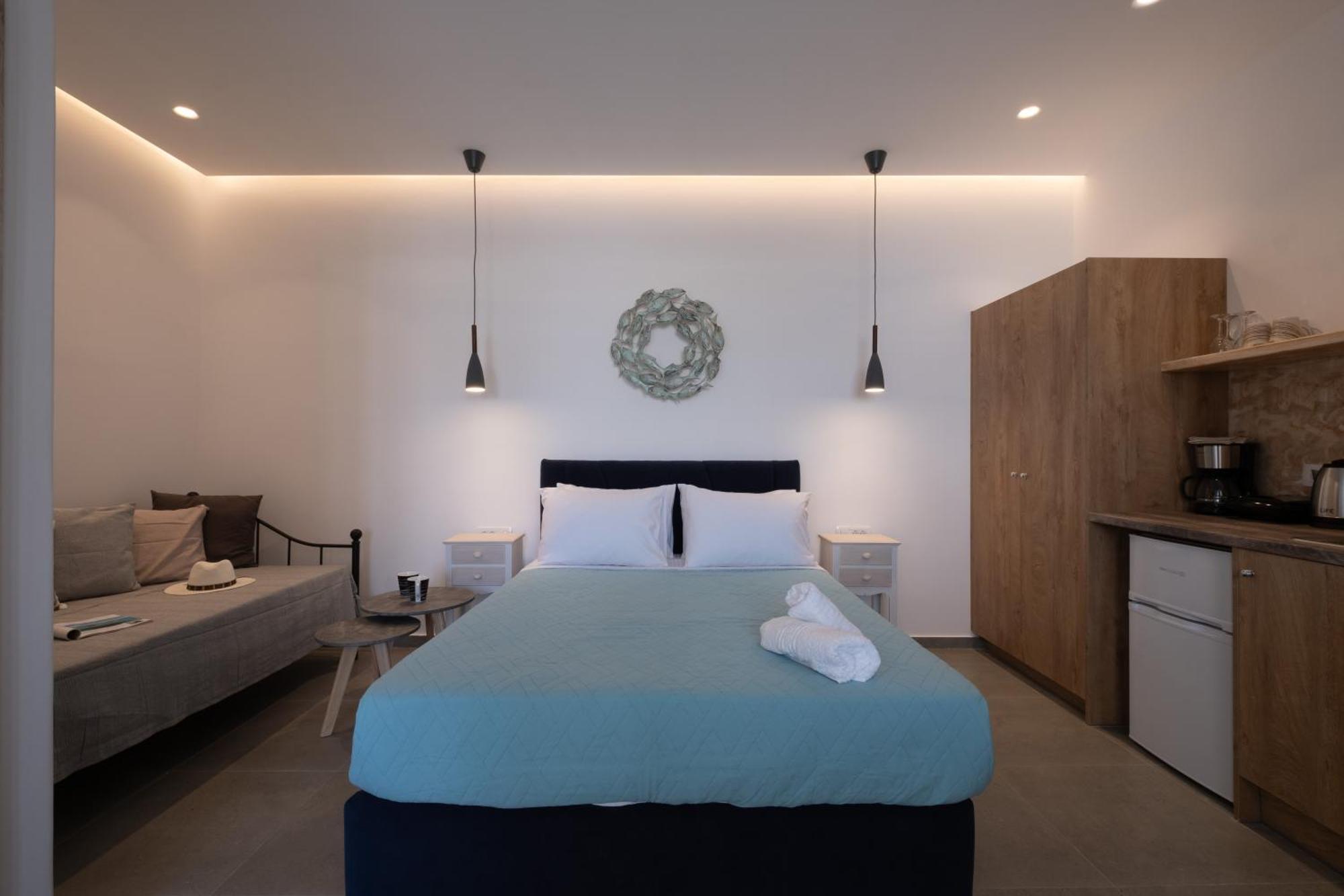 Sand Gem - Beach Apartments Периволос Екстериор снимка